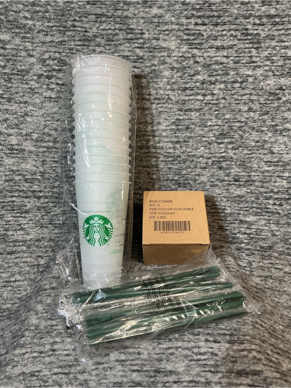 Starbucks reusable cold cups bulk lot of 15 NWT 24 oz venti